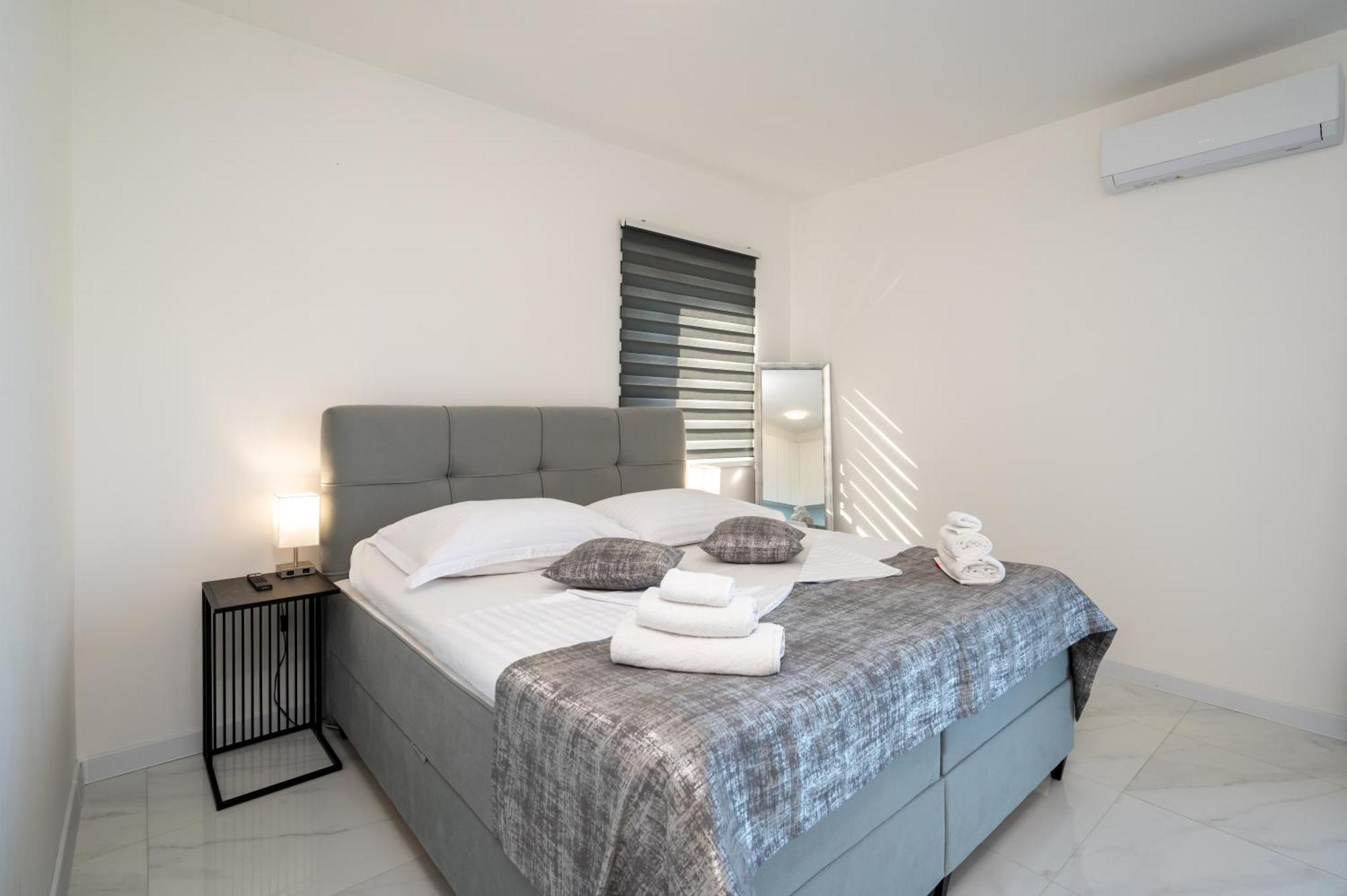 Apartments Filipo Trogir Zewnętrze zdjęcie